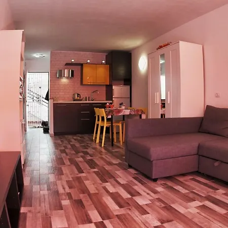 Geremy's Awesome Studiio! 度假居 *